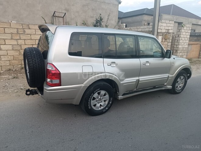 Mitsubishi Pajero 2004, 365,480 km - 2.8 л - Bakı