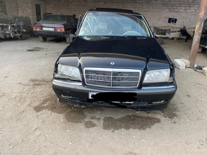 Mercedes C 180 1998, 218,523 km - 1.8 l - Bakı