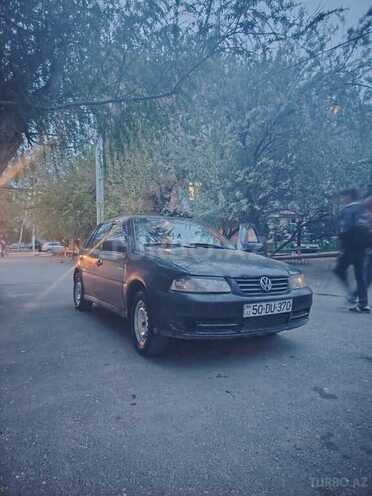 Volkswagen  2005, 360,000 km - 1.8 l - Sumqayıt