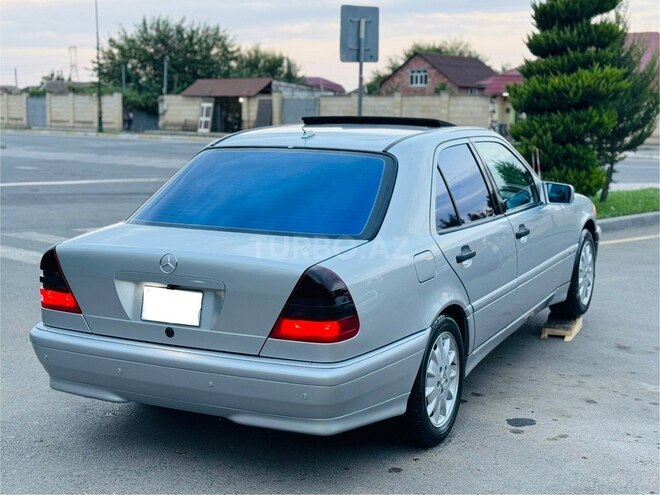 Mercedes C 230 2000, 320,956 km - 2.3 l - İmişli