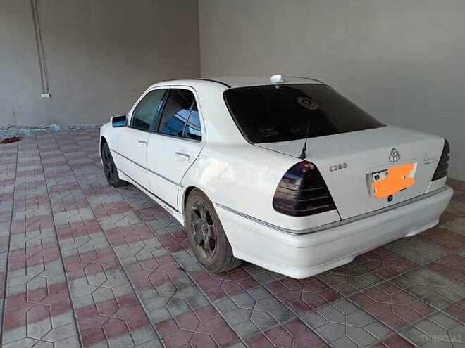 Mercedes C 200 1995, 482,700 km - 2.0 л - Tovuz