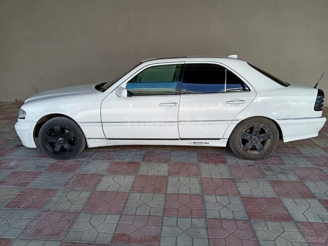 Mercedes C 200 1995, 482,700 km - 2.0 л - Tovuz