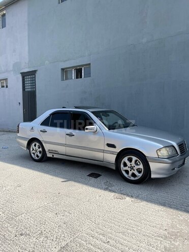 Mercedes C 220 1996, 355,000 km - 2.2 л - Sumqayıt
