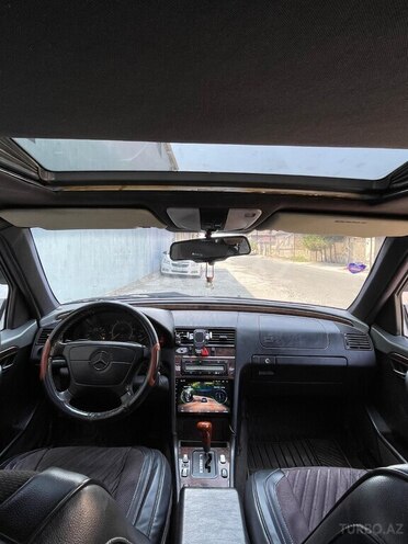 Mercedes C 220 1996, 355,000 km - 2.2 л - Sumqayıt