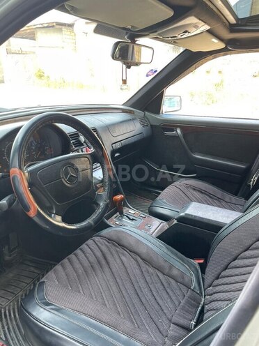Mercedes C 220 1996, 355,000 km - 2.2 л - Sumqayıt