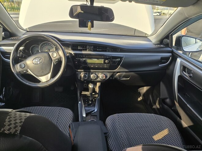 Toyota Corolla 2013, 240,000 km - 1.6 l - Bakı