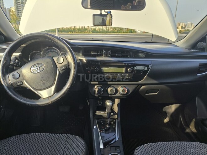 Toyota Corolla 2013, 240,000 km - 1.6 l - Bakı