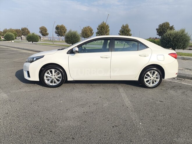 Toyota Corolla 2013, 240,000 km - 1.6 l - Bakı