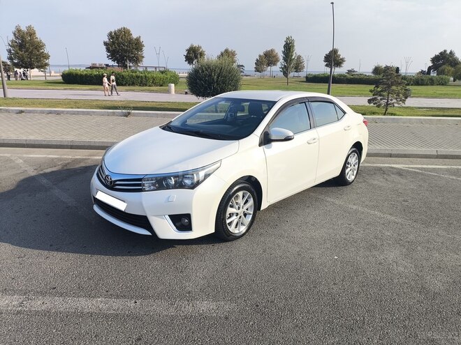 Toyota Corolla 2013, 240,000 km - 1.6 l - Bakı