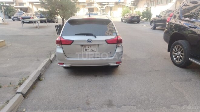 Toyota Corolla Fielder 2018, 160,000 km - 1.5 l - Bakı
