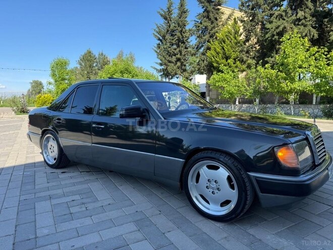 Mercedes E 300 1993, 530,000 km - 3.0 l - Sabirabad