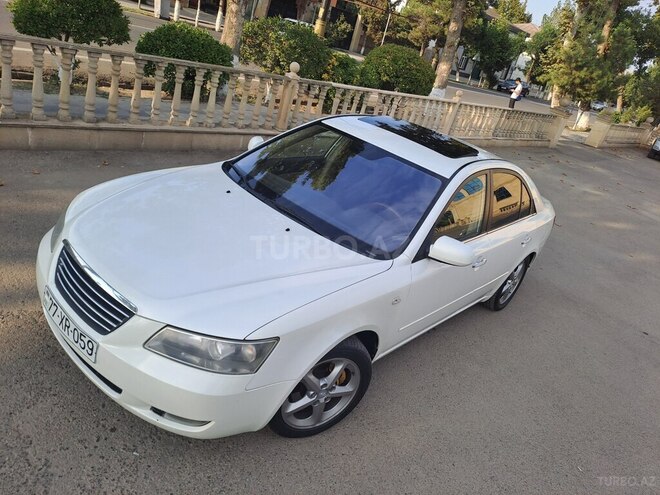 Hyundai Sonata 2006, 294,000 km - 2.4 l - Saatlı