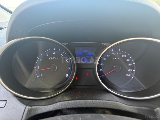 Hyundai ix35 2010, 215,000 km - 2.4 л - Bakı