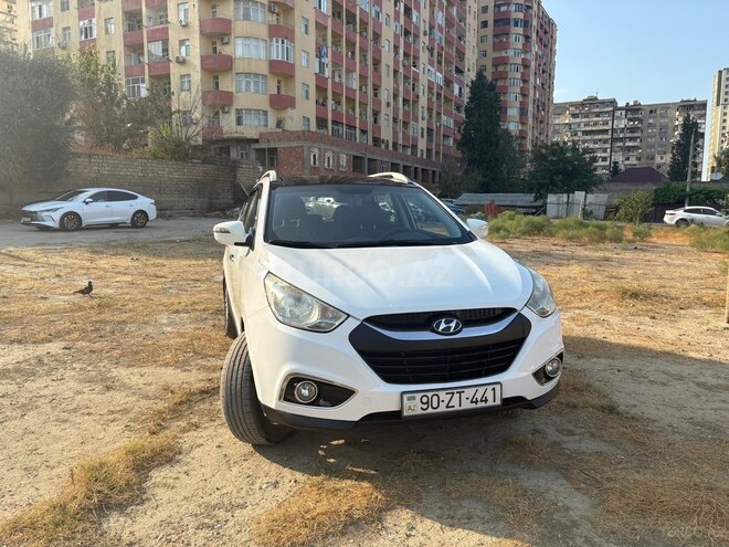 Hyundai ix35 2010, 215,000 km - 2.4 л - Bakı