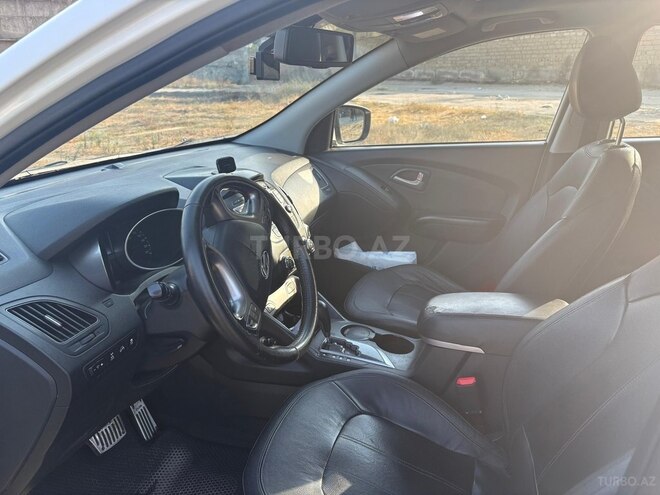 Hyundai ix35 2010, 215,000 km - 2.4 л - Bakı