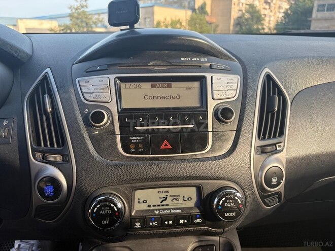 Hyundai ix35 2010, 215,000 km - 2.4 л - Bakı