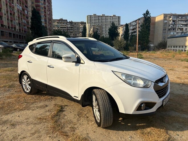 Hyundai ix35 2010, 215,000 km - 2.4 л - Bakı