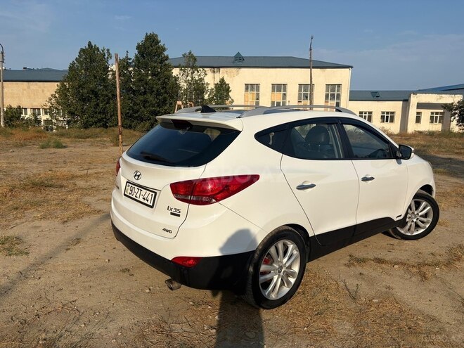 Hyundai ix35 2010, 215,000 km - 2.4 л - Bakı