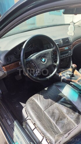 BMW 528 1996, 283,264 km - 2.8 l - Salyan