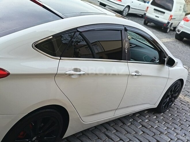 Hyundai i40 2012, 230,000 km - 2.0 l - Bakı