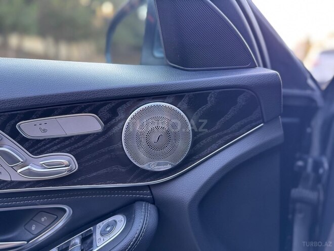 Mercedes C 300 2015, 235,000 km - 2.0 l - Bakı