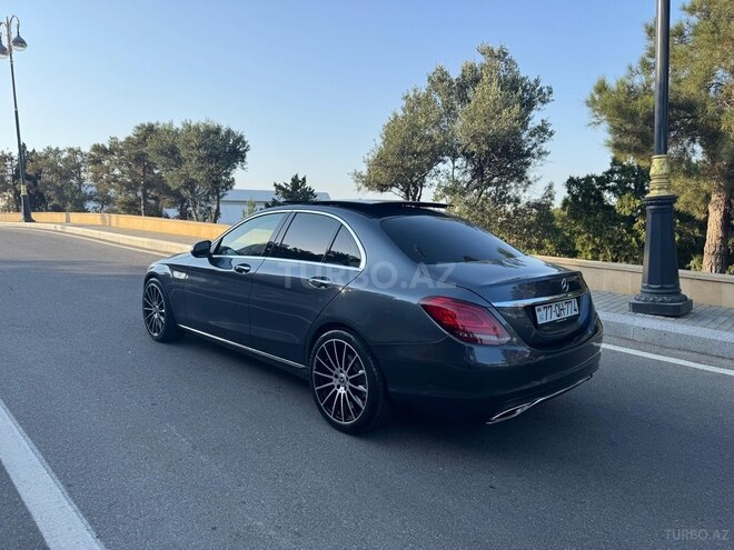 Mercedes C 300 2015, 235,000 km - 2.0 l - Bakı