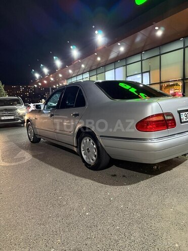Mercedes E 230 1995, 357,213 km - 2.3 l - Bakı