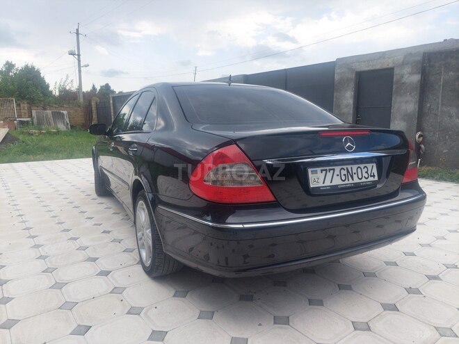 Mercedes E 220 2006, 228,800 km - 2.2 l - Qax