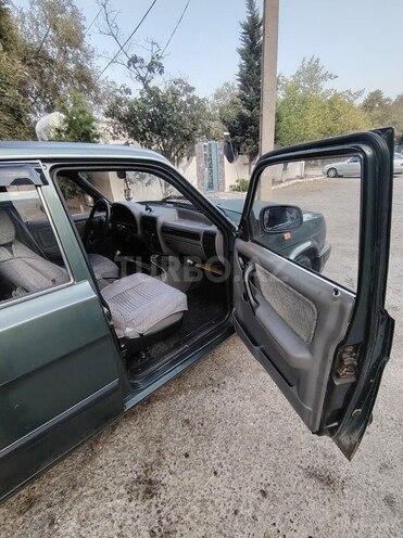GAZ 3110 2002, 215,000 km - 2.5 l - Sumqayıt