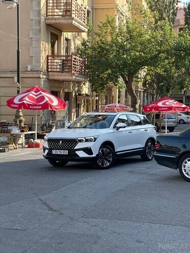 Bestune T77 2024, 31,500 km - 1.5 л - Bakı