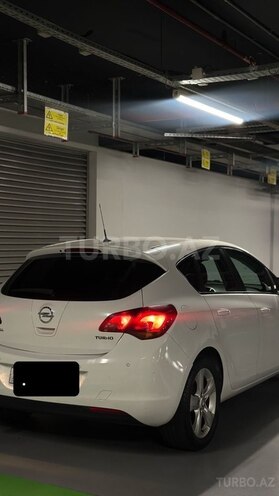 Opel Astra 2011, 117,000 km - 1.6 l - Bakı