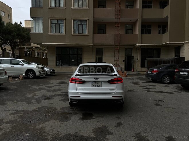 Ford Fusion (North America) 2018, 118,000 km - 2.0 l - Bakı