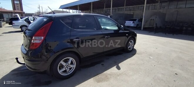 Hyundai i30 2009, 280,000 km - 1.4 l - Qusar