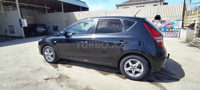 Hyundai i30 2009, 280,000 km - 1.4 l - Qusar