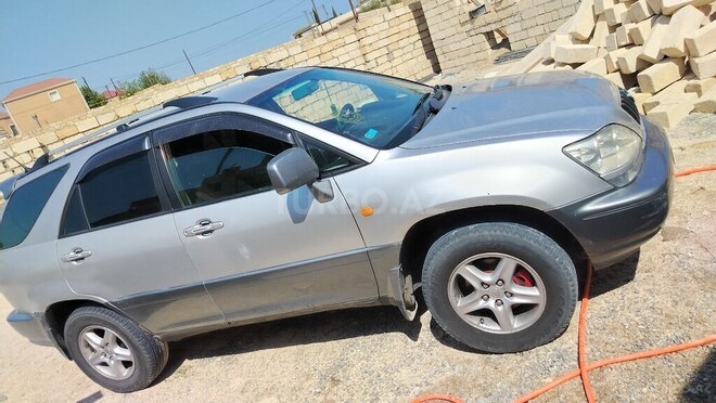 Toyota Harrier 2001, 173,000 km - 2.2 l - Bakı