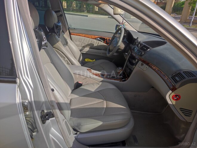 Mercedes E 240 2002, 381,895 km - 2.4 l - Yevlax