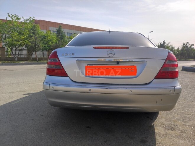Mercedes E 240 2002, 381,895 km - 2.4 l - Yevlax
