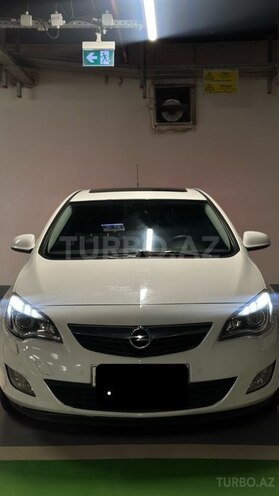 Opel Astra 2011, 117,000 km - 1.6 l - Bakı