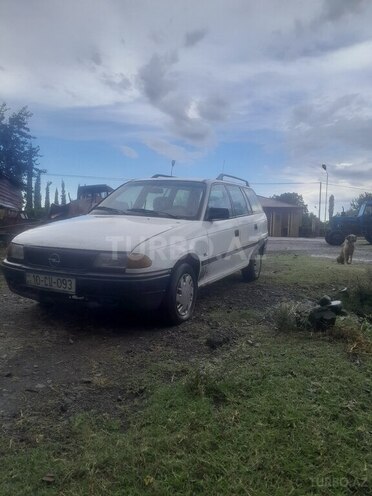 Opel Astra 1993, 160,000 km - 1.6 l - Astara