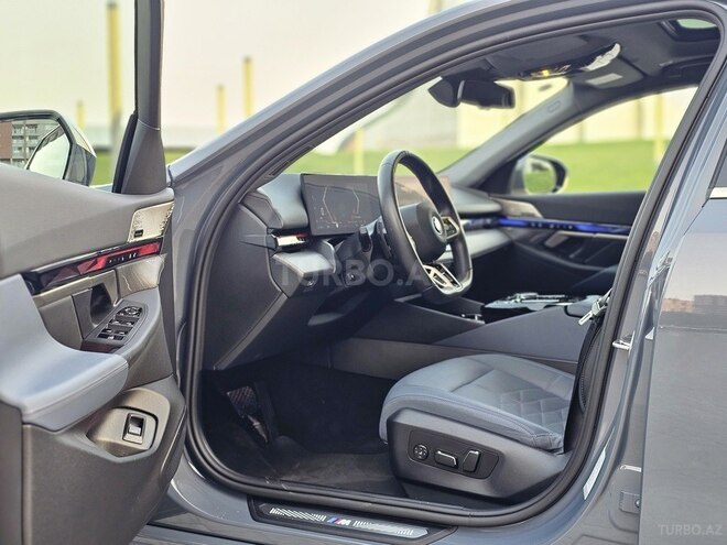 BMW i5 2024, 9,500 km - 0.0 l - Bakı