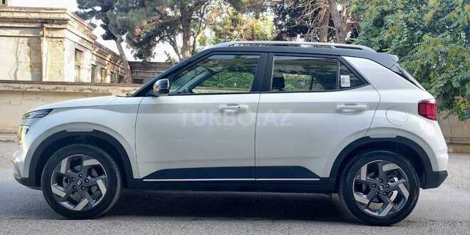 Hyundai Venue 2024, 9,500 km - 1.6 l - Bakı