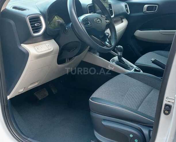 Hyundai Venue 2024, 9,500 km - 1.6 l - Bakı