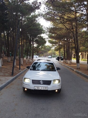 Volkswagen Passat 2004, 320,000 km - 1.8 l - Bakı