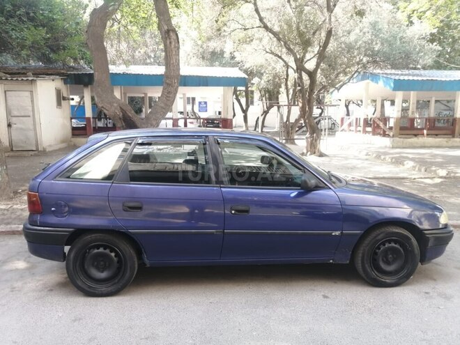 Opel Astra 1996, 469,000 km - 1.6 l - Bakı