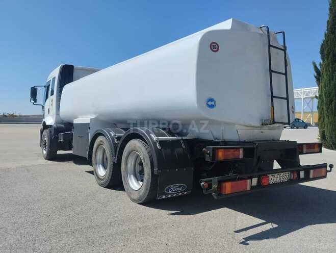 Ford Cargo 2008, 450,000 km - 7.5 l - Qobustan