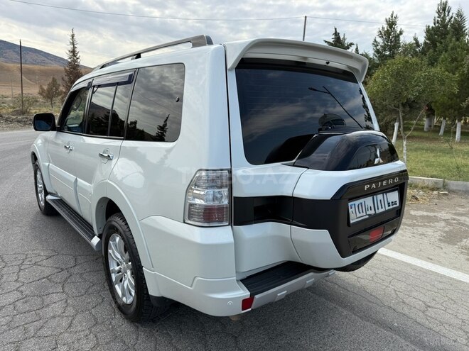 Mitsubishi Pajero 2014, 151,990 km - 3.8 л - Bakı