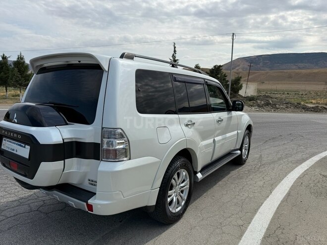 Mitsubishi Pajero 2014, 151,990 km - 3.8 л - Bakı