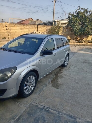 Opel Astra 2006, 290,000 km - 1.3 l - Sabirabad