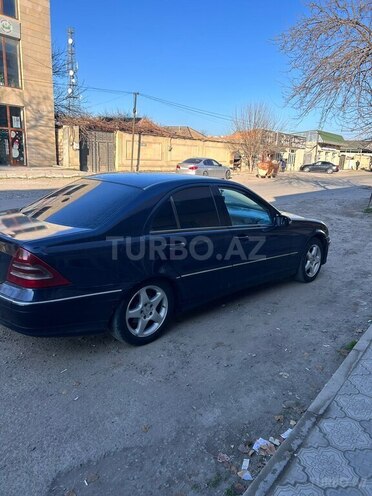 Mercedes C 200 2001, 300,000 km - 2.2 l - İmişli