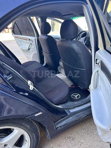 Mercedes C 200 2001, 300,000 km - 2.2 l - İmişli